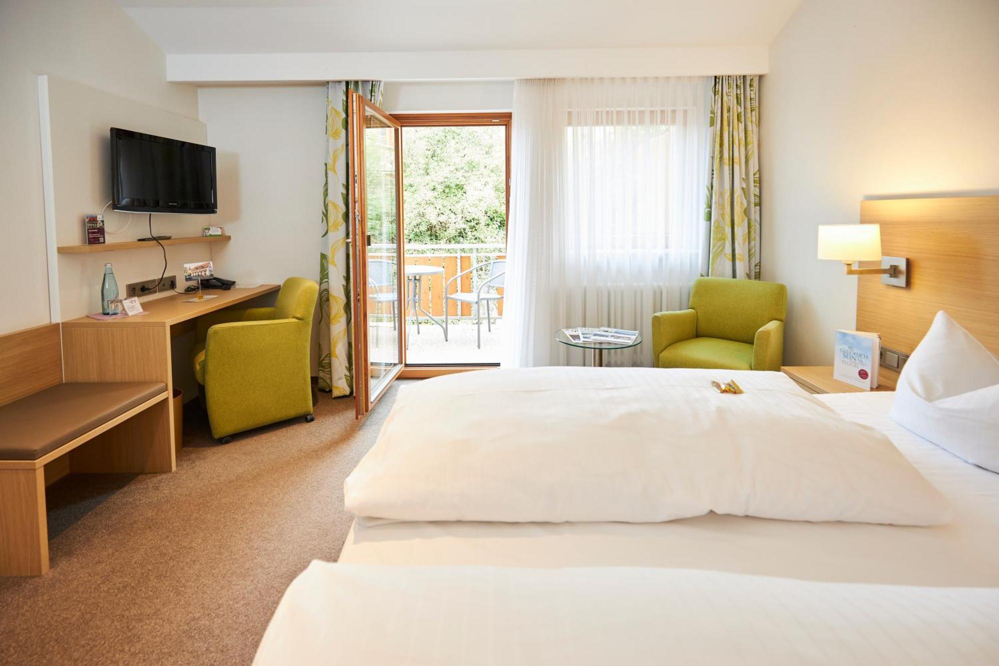 Flair Hotel Gasthof Zum Hirsch Hayingen ภายนอก รูปภาพ